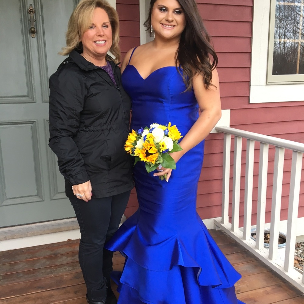 16 jovani dress